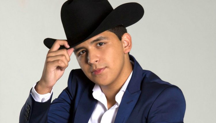 Christian Nodal inmigrantes