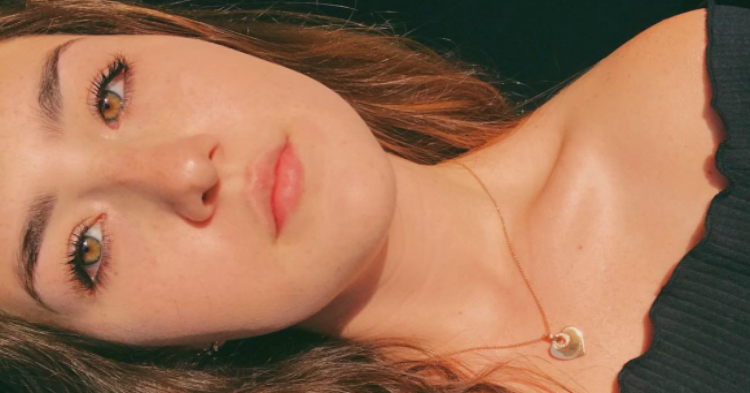 La Primogénita De Alicia Villarreal Rompe Las Redes Con Sensuales Fotografías