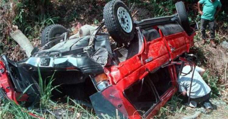 Reynaldo Flores Tamez topas accidente auto