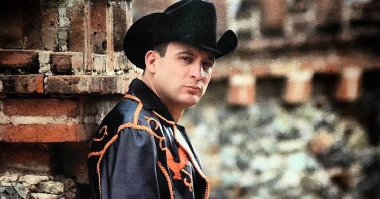 Aparece video inédito de Valentin Elizalde