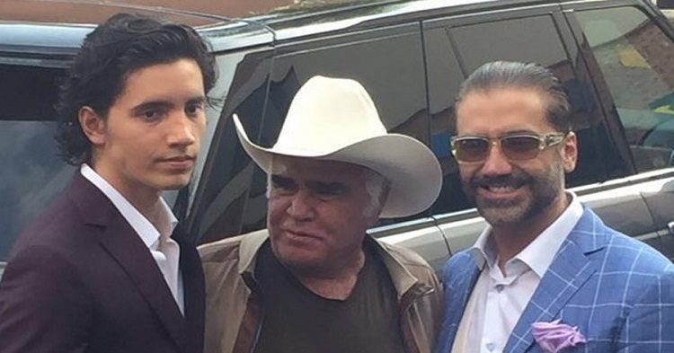 Pleito Entre Los Fernández Por El Lanzamiento De Alex Fernández Jr.