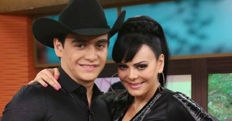 Hijo de Maribel Guardia Se Pelea A Puñetazo Limpio Con Un Imprudente