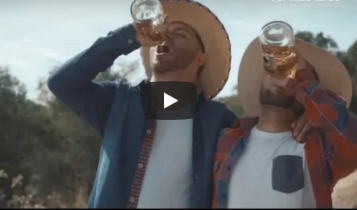 Esta borrachera Video oficial