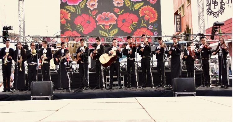 No Sabían Ni Tocar Un Instrumento Y Ahora Lanzan Disco De Mariachi