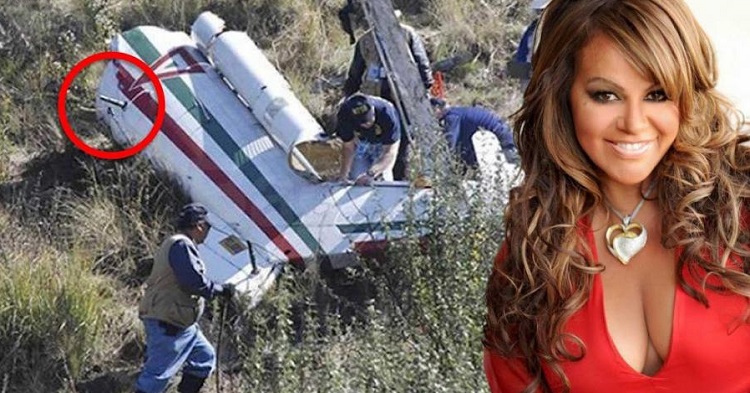Reconocida Medium Latina Afirma Que Jenni Rivera No Perdió La Vida Por El Impacto De Avión.