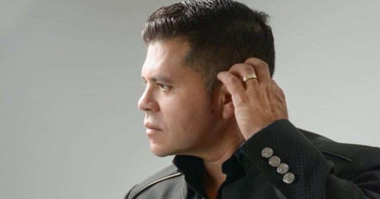 Jorge Medina de Luto por la triste pérdida de un ser amado