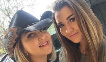 Hija de Alicia Villarreal se lanza como cantante y canta por primera vez junto a su madre (VIDEO)