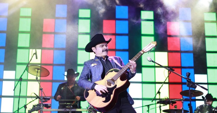 Los Tucanes de Tijuana deleitan a sus fans con gran show en Fresnillo