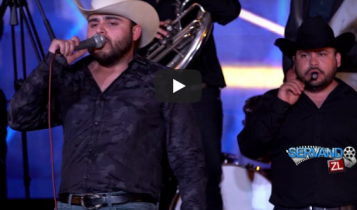 Video Oficial (EN VIVO) De EL SOMBRERO SE CAE