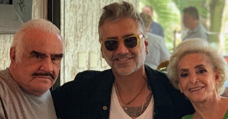 Vicente, Alejandro y Cuquita