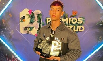 Natanael Cano en Premios juventud ganador