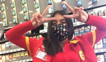Cajera Oxxo