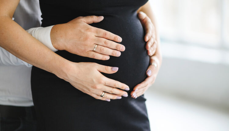 famosas que seran mama en 2025